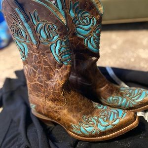 Ariat Women's Dusty Rose X Toe Western C